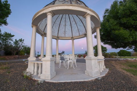 1837 Barossa Luxury Cottages Lyndoch SA - Accommodation Broome 4