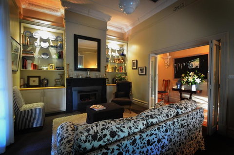 Clement House - Accommodation Broome 4