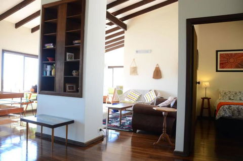 Barrels Beach House 28 Dulconghi Street - Accommodation Broome 5