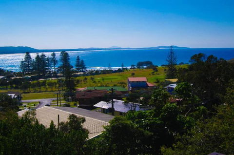 Barrels Beach House 28 Dulconghi Street - Accommodation Broome 4