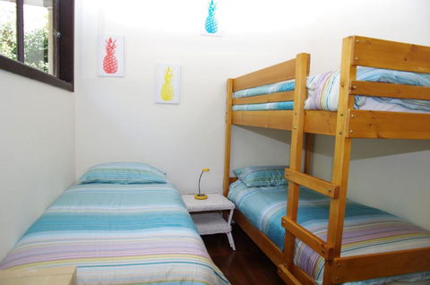 Barrels Beach House 28 Dulconghi Street - Accommodation Broome 3