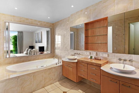 Pavillions On Hamilton Island - Accommodation Broome 2