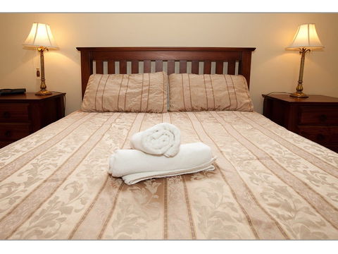 Fairholme Townhouse - Accommodation Broome 3