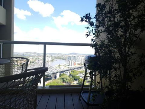 Riverfront Brisbane City - Accommodation Broome 0