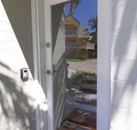 Palms Studio Apartment at Raffetys Resort - Accommodation Broome