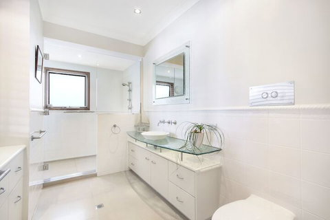 Bancroft Bay Frontage - Accommodation Broome 6