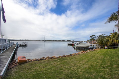 Bancroft Bay Frontage - Accommodation Broome 7