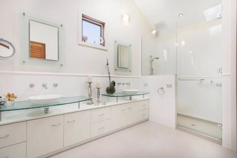 Bancroft Bay Frontage - Accommodation Broome 4