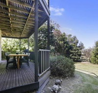 APOLLO BAY HOLIDAY HOUSE walk to beach  wifi - Accommodation Broome
