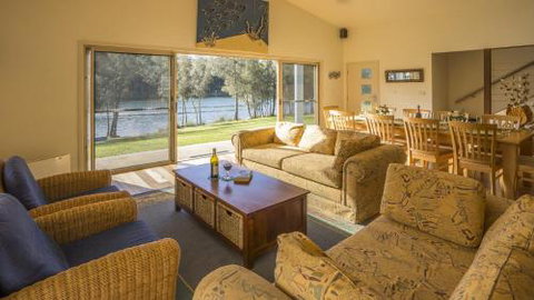 Atlantis On Lake Conjola Sandra St. 1 Lake Conjola - Accommodation Broome 3