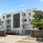 Relax In Stylish Comfort Sunshine Beach - Accommodation Broome 0