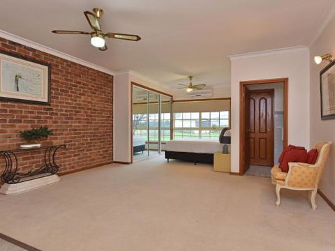 Wine Country Homestead 1br Studio - Accommodation Broome 3