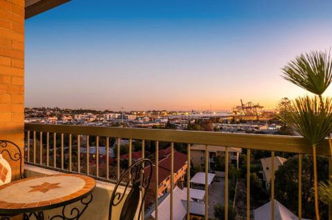 Soho Chic Apartment - Accommodation Broome 1