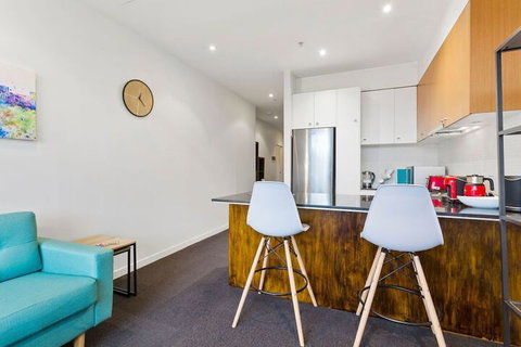 JOLI Directly Opposite MCG - Accommodation Broome 5