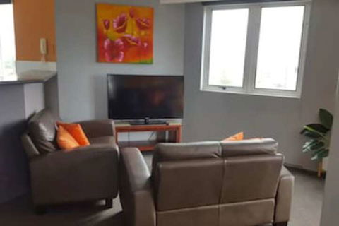 Affordable Unit Minutes To The Heart Of Surfers Paradise - Accommodation Broome 0