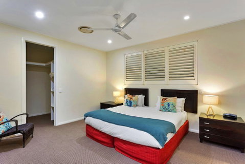 Pavillions 12 With Pool And Golf Buggy - Accommodation Broome 2