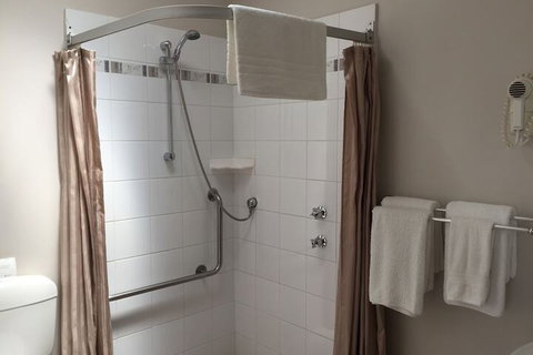 The Noble Grape Guesthouse - Accommodation Broome 4