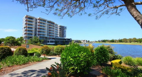 Signature Waterfront Apartments - Accommodation Broome 1