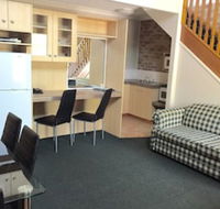 Country Gardens Motor Inn Toowoomba - Accommodation Broome