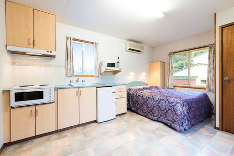 Clog Barn Caravan Park - Accommodation Broome 3