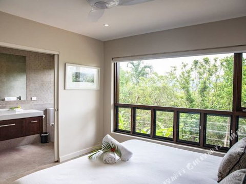 Bangalow 50 Murphy Street Port Douglas - Accommodation Broome 1