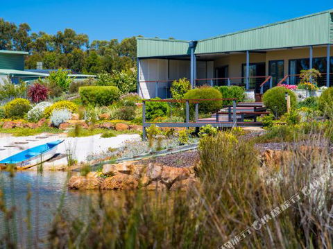 Charlie Bravo Villa Margaret River - Accommodation Broome 0