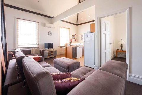 Raffless - Accommodation Broome 5