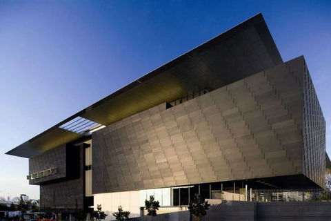 Heart OF CBD Amazing View Pool& GYM Qbn550-16 - Accommodation Broome 4