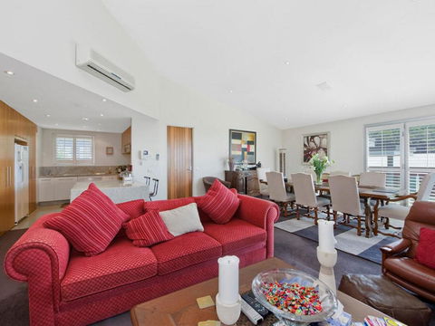 Louvres - Accommodation Broome 2