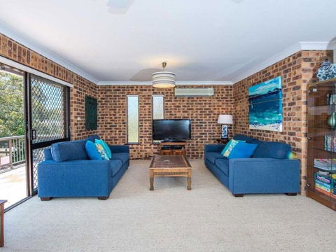 COLUMBIA VIEWS 2 / 9 COLUMBIA CLOSE AIRCON WIFI NETFLIX VIEWS & BOAT PARKING - Accommodation Broome 6