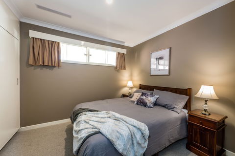 Hedge House- Luxury Space Style Location - Accommodation Broome 6