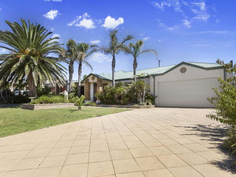 DIAMOND BAY RETREAT SORRENTO - Accommodation Broome 4