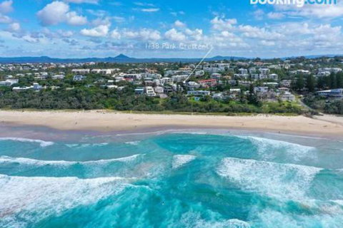 Ultimate Beachfront Living Sunshine Beach - Accommodation Broome 3