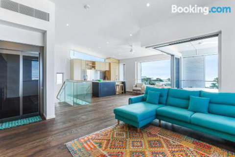 Ultimate Beachfront Living Sunshine Beach - Accommodation Broome 2