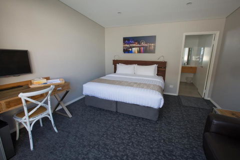Maand Up - Accommodation Broome 1