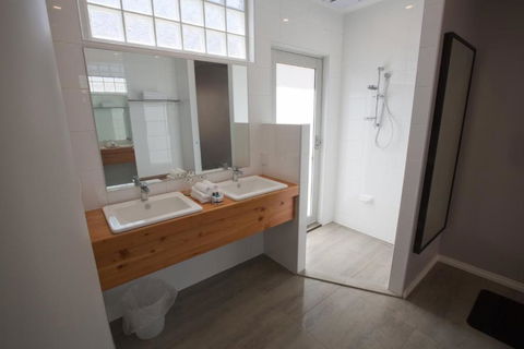 Maand Up - Accommodation Broome 4