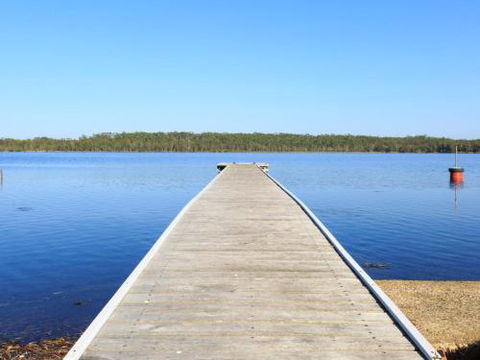On Golden Ponds At Erowal Bay 4pm Check Out Sundays - Accommodation Broome 2