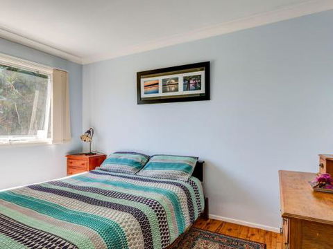 SORRENTO LAKESIDE Sanctuary Point 4pm Check Out Sundays - Accommodation Broome 6