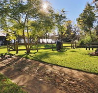 The Lake House at Erowal Bay 4pm Check Out Sundays - Accommodation Broome