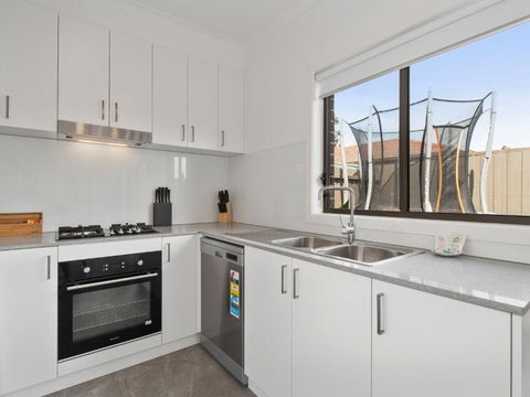 Rosebud Beachside Gem - Accommodation Broome 3