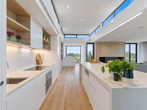 Fairway Views - Accommodation Broome 5