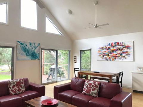 10 Anderson Avenue Sandy Point - Accommodation Broome 2