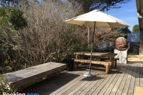 3 Anderson Avenue Sandy Point - Accommodation Broome 2