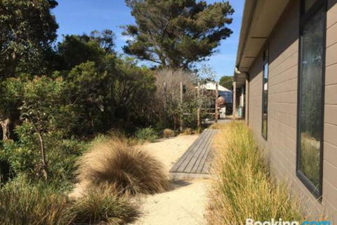3 Anderson Avenue Sandy Point - Accommodation Broome 0