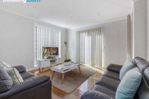 SURF BEACH DREAMS Kiama & Surrounds 4pm Check Out Sundays - Accommodation Broome 2