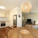 Banksia Beach House - Accommodation Broome 0
