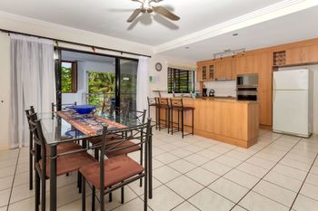 Oceansprey Beachfront Apartments - Accommodation Broome 2