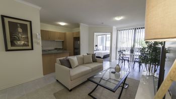 InnerCity Brisbane Oasis - Accommodation Broome 6