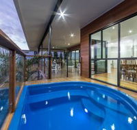 Beths Beach House Cannonvale - Accommodation Broome
