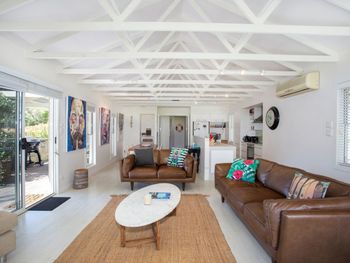 Conjola Park NSW Accommodation Broome